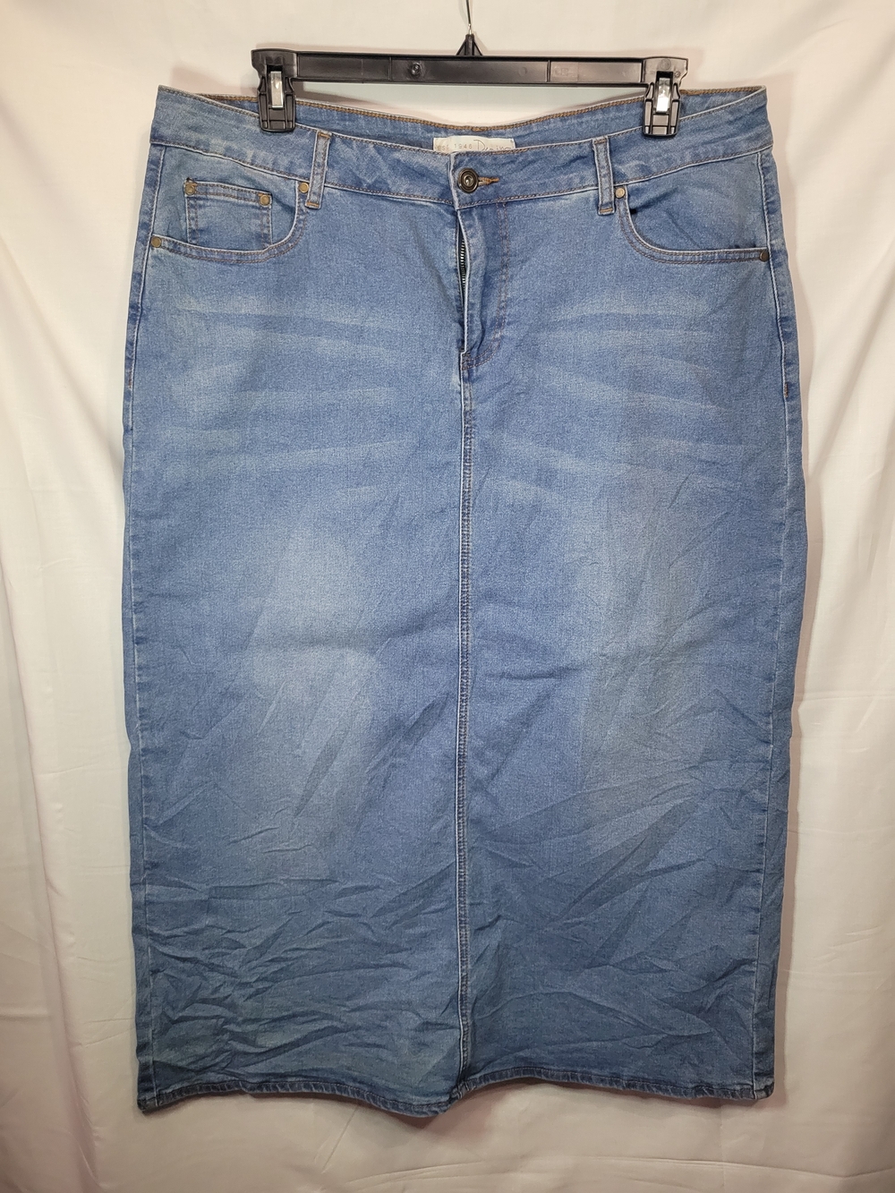 Classic Blue Denim Pencil Skirt - Women Jeans